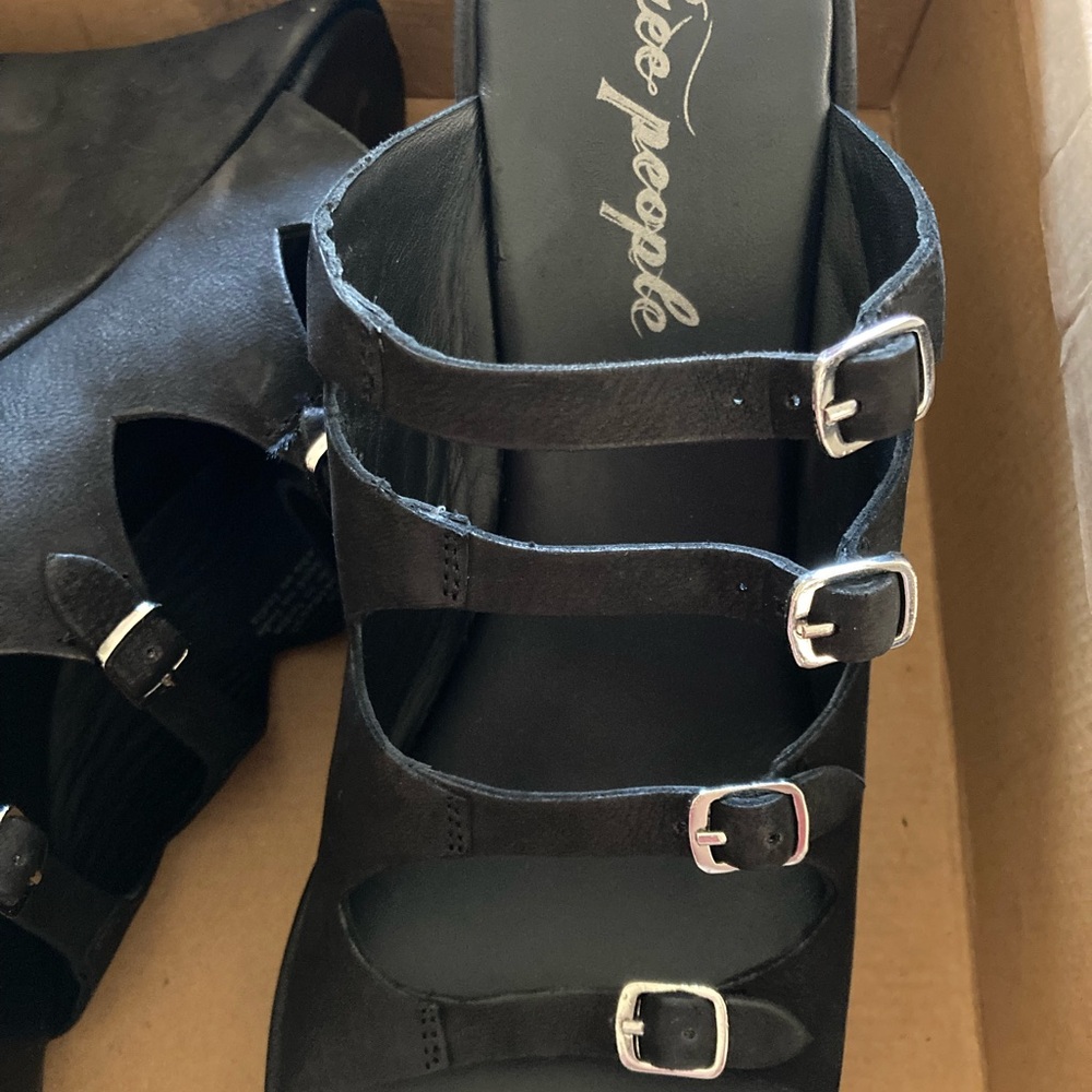 Free People Black Sandals Size 10 - Picture 10 of 15
